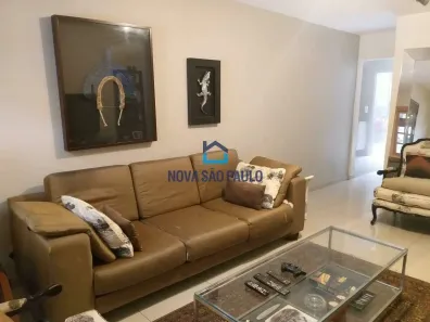Casa com 2 Quartos à venda, 102m² no Parque Colonial, São Paulo