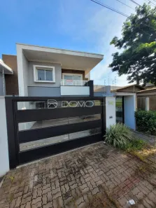 Sobrado com 3 Quartos à venda, 200m² no Canadá, Cascavel