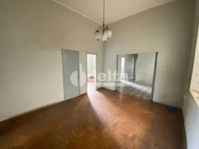 Casa com 1 Quarto à venda, 186m² no Centro, Uberlândia