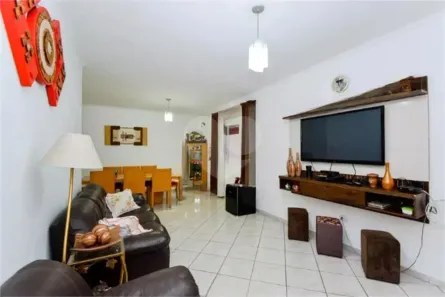 Casa com 3 Quartos à venda, 260m² no Jardim Aida, Guarulhos