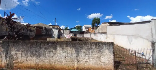 Lote/Terreno à venda, 275m² no Jardim Presidente, Londrina