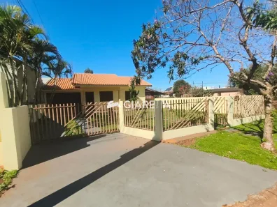 Casa com 3 Quartos para alugar, 120m² no Jardim Gisela, Toledo