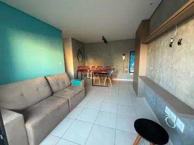 Apartamento com 2 Quartos à venda, 66m² no Zona 07, Maringá
