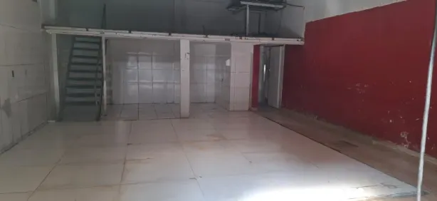 Ponto Comercial para alugar, 66m² no Cacuia, Rio de Janeiro