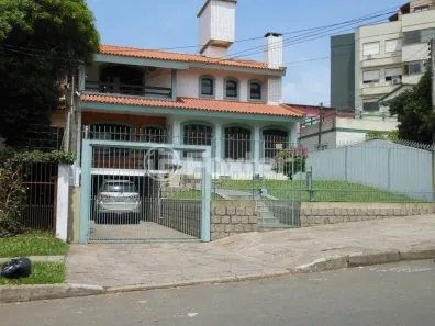 Casa com 2 Quartos à venda, 425m² no Cristal, Porto Alegre