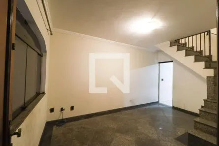 Casa com 3 Quartos à venda, 120m² no Vila Nivi, São Paulo
