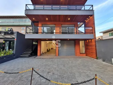 Ponto Comercial para alugar, 139m² no Itaipava, Petrópolis