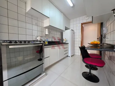 Apartamento com 3 Quartos para alugar, 85m² no Setor Bueno, Goiânia