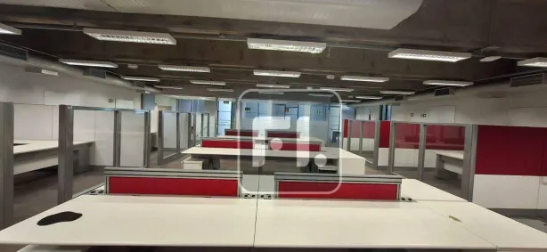 Prédio Comercial para alugar, 639m² no Liberdade, São Paulo