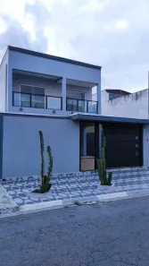 Sobrado com 3 Quartos à venda, 242m² no Alto do Cardoso, Pindamonhangaba