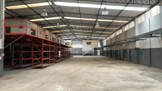 Galpão/Depósito/Armazém à venda, 3200m² no Centro, Diadema