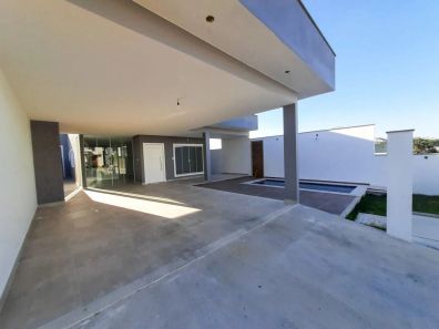 Casa com 3 Quartos à venda, 274m² no Lagoa, Macaé