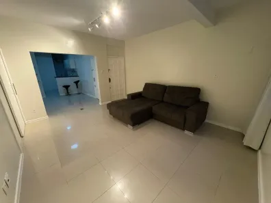 Apartamento com 3 Quartos à venda, 90m² no Centro, Florianópolis