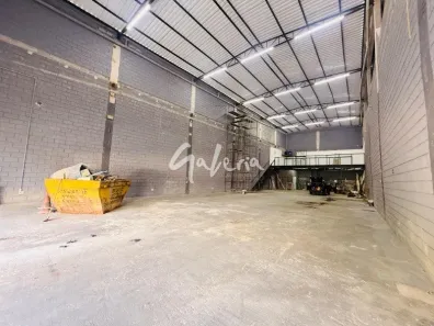 Galpão/Depósito/Armazém para alugar, 910m² no Jardim São Caetano, São Caetano do Sul