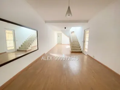 Sobrado com 3 Quartos à venda, 160m² no Jardim Peri Peri, São Paulo