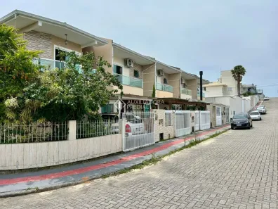 Casa com 3 Quartos à venda, 83m² no Forquilhas, São José