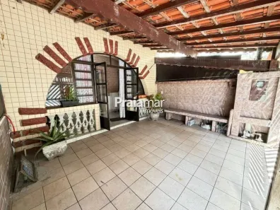 Casa com 3 Quartos à venda, 189m² no Centro, São Vicente