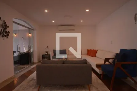 Casa com 4 Quartos à venda, 411m² no Vila Floresta, Santo André