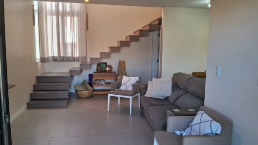 Sobrado com 3 Quartos à venda, 120m² no Loteamento Quinta dos Açores, Garopaba