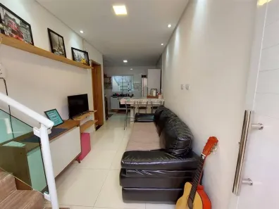 Casa de Condomínio com 2 Quartos à venda, 57m² no Caiçara, Praia Grande