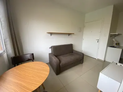 Apartamento com 1 Quarto para alugar, 27m² no Kobrasol, São José
