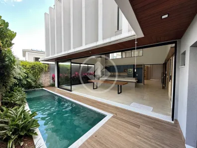 Casa de Condomínio com 4 Quartos à venda, 300m² no Nova Uberlândia, Uberlândia