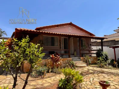 Casa de Condomínio com 2 Quartos à venda, 395m² no Região dos Lagos, Brasília
