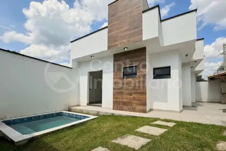 Casa com 2 Quartos à venda, 80m² no Parque Balneario Oasis, Peruíbe