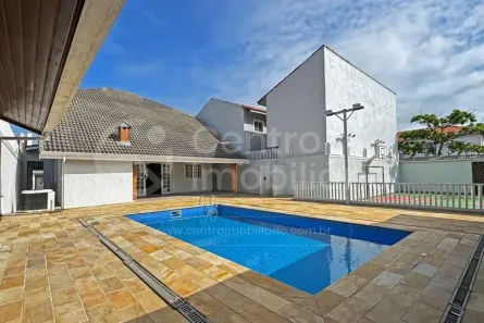Casa com 3 Quartos à venda, 321m² no Cidade Nova Peruíbe, Peruíbe