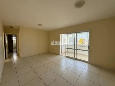Apartamento com 3 Quartos para alugar, 161m² no Santa Maria, Uberaba