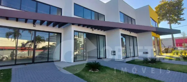 Ponto Comercial para alugar, 68m² no Jardim Karaíba, Uberlândia