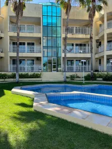 Apartamento com 2 Quartos para alugar, 70m² no Porto das Dunas, Aquiraz