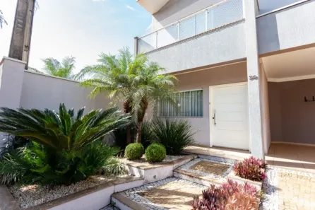 Casa de Condomínio com 3 Quartos à venda, 242m² no Parque Residencial Roland, Limeira