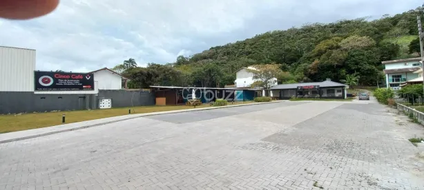 Lote/Terreno à venda, 6860m² no Rio Tavares, Florianópolis