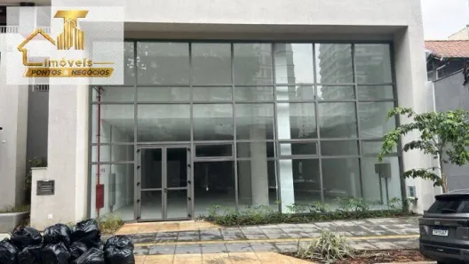 Ponto Comercial para alugar, 400m² no Moema, São Paulo