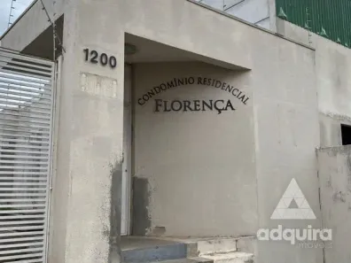 Sobrado com 3 Quartos à venda, 157m² no Uvaranas, Ponta Grossa