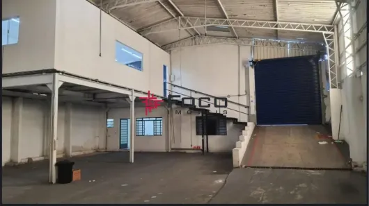 Galpão/Depósito/Armazém para alugar, 550m² no Jardim Satélite, São José dos Campos