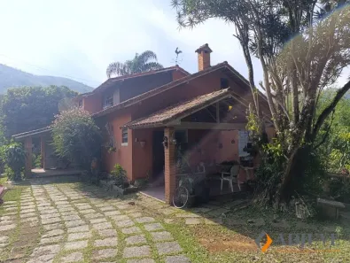 Casa com 4 Quartos à venda, 300m² no Itaipava, Petrópolis