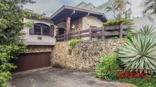 Casa com 4 Quartos para alugar, 480m² no Boa Vista, Porto Alegre