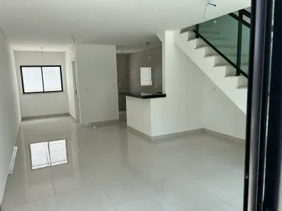 Casa de Condomínio com 2 Quartos à venda, 86m² no Maraponga, Fortaleza