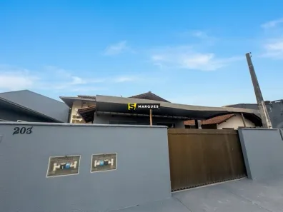 Casa com 3 Quartos para alugar, 70m² no Jardim Iririú, Joinville