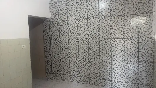 Casa com 1 Quarto para alugar, 40m² no Campanário, Diadema