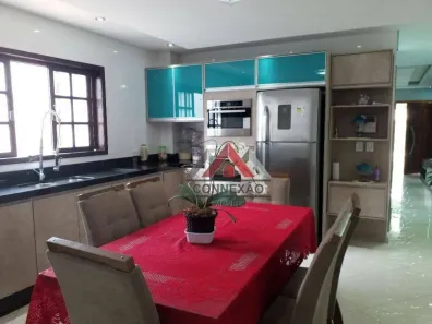 Sobrado com 5 Quartos à venda, 249m² no Jardim Quaresmeira II, Suzano