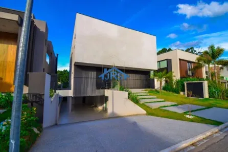 Casa de Condomínio com 4 Quartos à venda, 510m² no Tamboré, Barueri