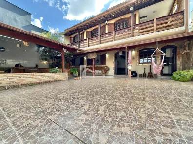 Casa com 4 Quartos à venda, 400m² no Copacabana, Belo Horizonte