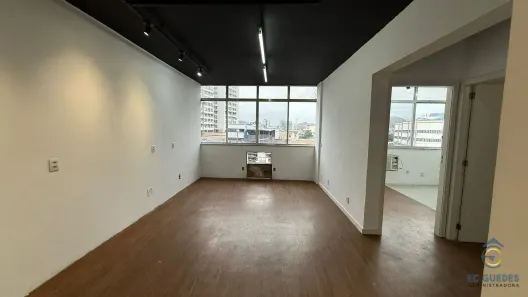 Sala Comercial para alugar, 67m² no Madureira, Rio de Janeiro