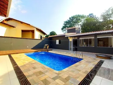 Casa com 3 Quartos à venda, 274m² no Parque do Terceiro Lago, São Paulo