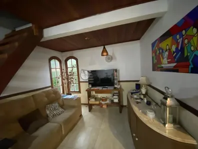 Casa de Condomínio com 2 Quartos à venda, 101m² no Vargem Grande, Teresópolis