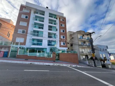 Apartamento com 3 Quartos para alugar, 88m² no Praia Comprida, São José