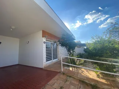 Casa com 3 Quartos à venda, 222m² no Jardim Dom Bosco, Campinas
